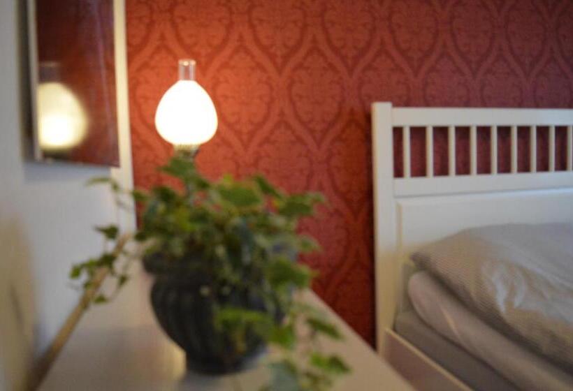 פנסיון åsa Gästis