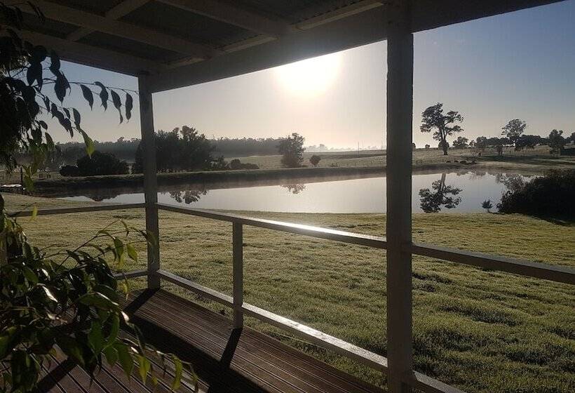 Redtail Ridge Cottages   Adults Only