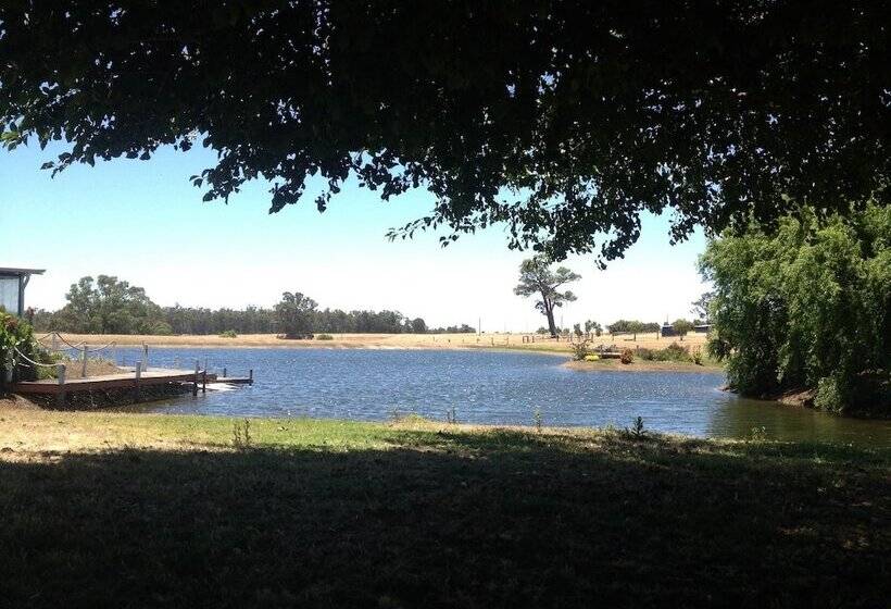 Redtail Ridge Cottages   Adults Only