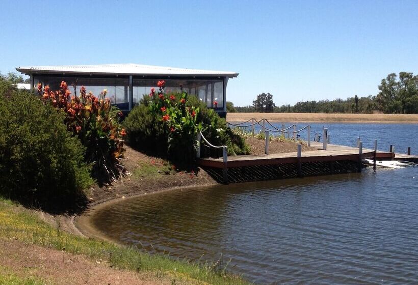 Redtail Ridge Cottages   Adults Only