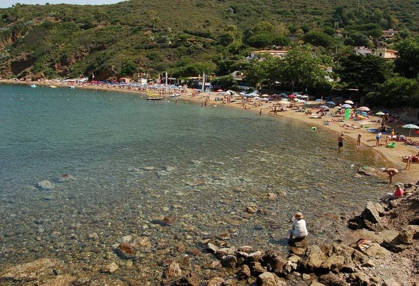 住所  Villaggio Innamorata   Villa Moresca