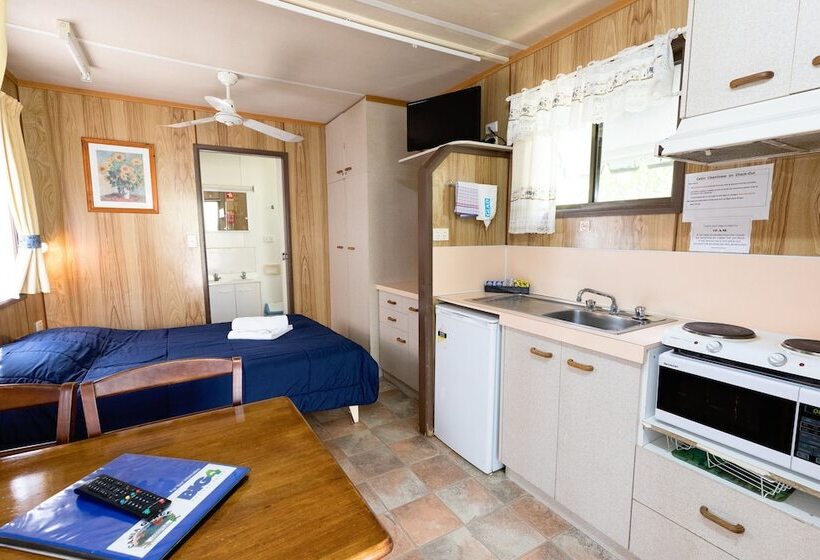 Курорт Big4 Breeze Holiday Parks  Cania Gorge