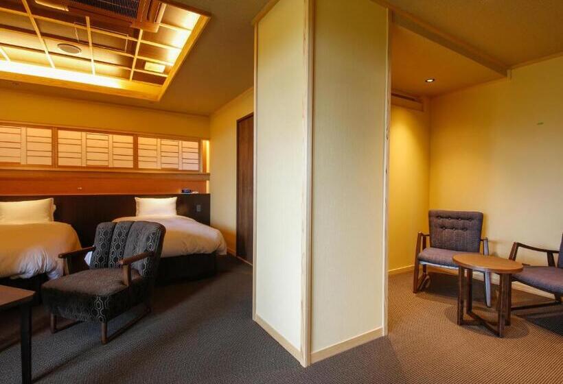 ריוקאן Awaji Hamarikyu Takumi