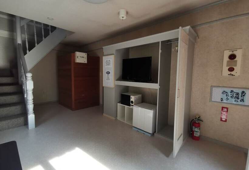 Sakahijiri Hotel In Futtsu