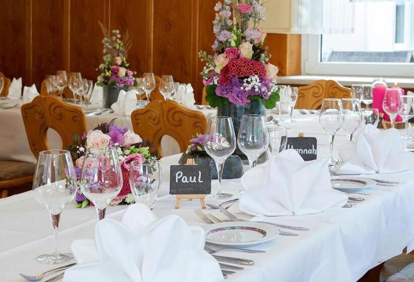 Tannmühle Hotel Und Restaurant Gmbh