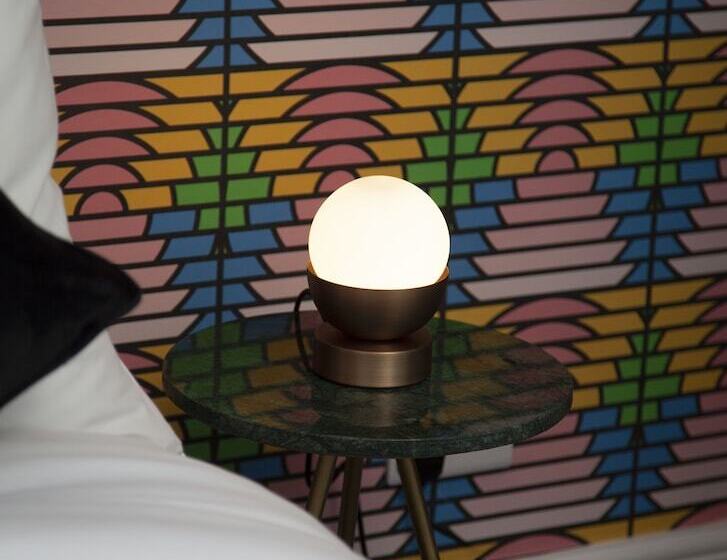 The Old Post Office   Bright & Modern 4bdr Townhouse With Private Garden