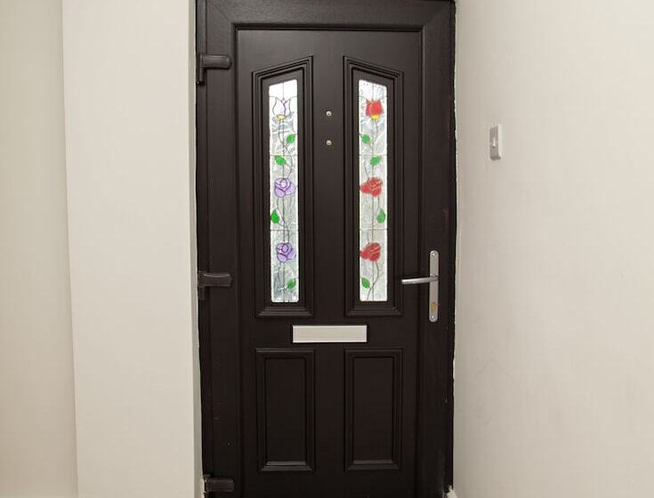 The Old Post Office   Bright & Modern 4bdr Townhouse With Private Garden