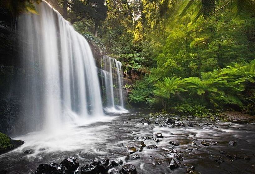 Tyenna River Cottage