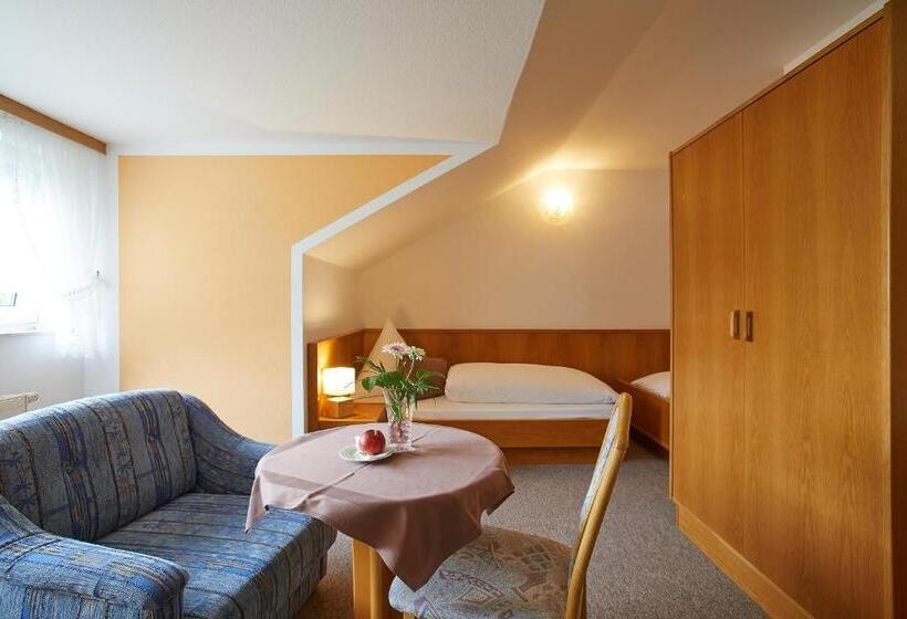 Tannmühle Hotel Und Restaurant Gmbh