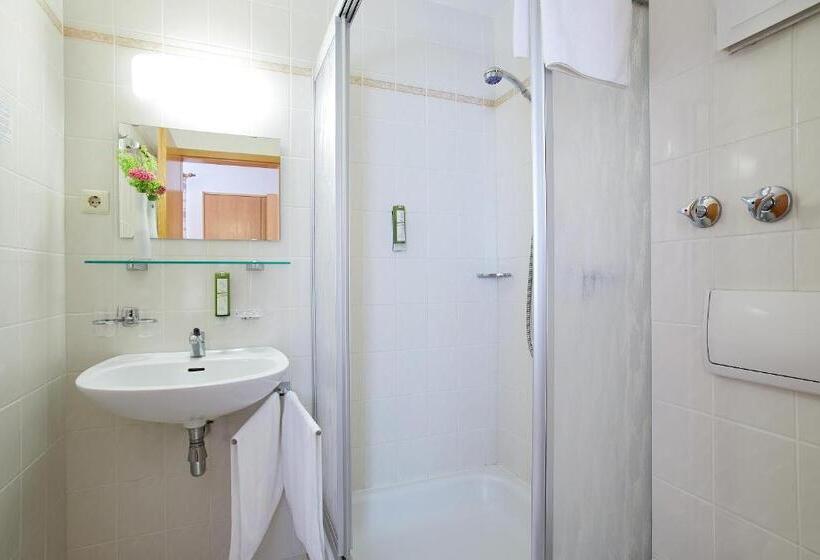 Tannmühle Hotel Und Restaurant Gmbh