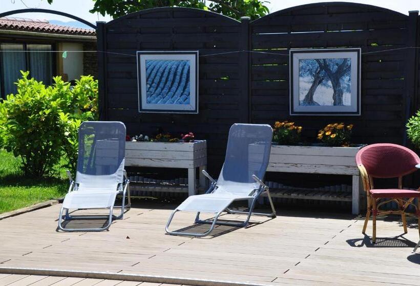 민박 Le Clos Du Cher En Beaujolais