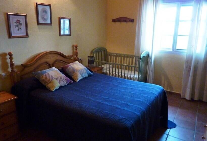 Detached Rural And Rustic House With A Private Swimming Pool