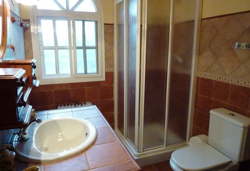 Detached Rural And Rustic House With A Private Swimming Pool