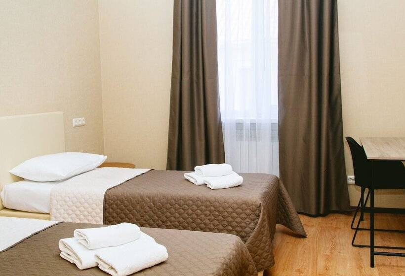 בית מלון כפרי Korona