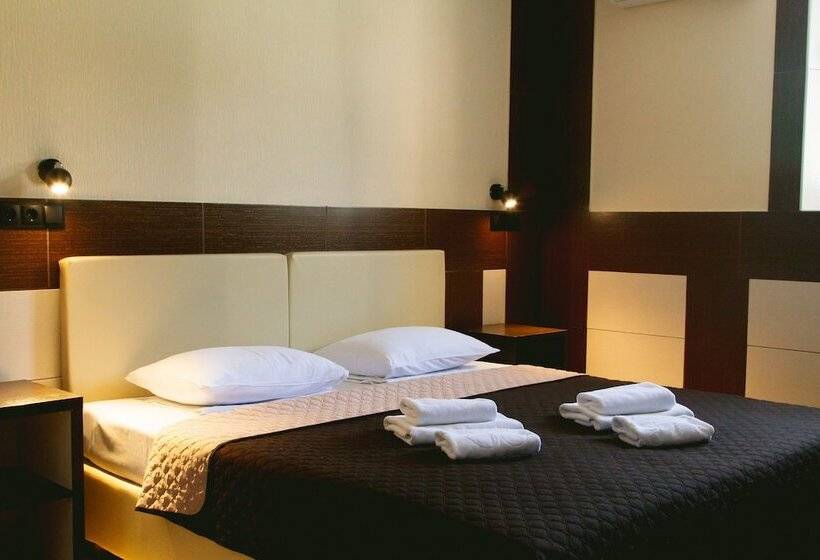 בית מלון כפרי Korona