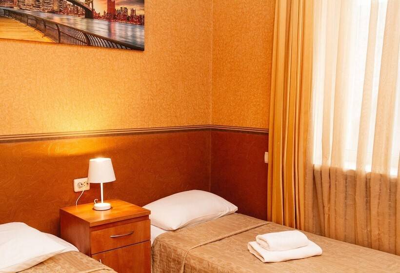 בית מלון כפרי Korona