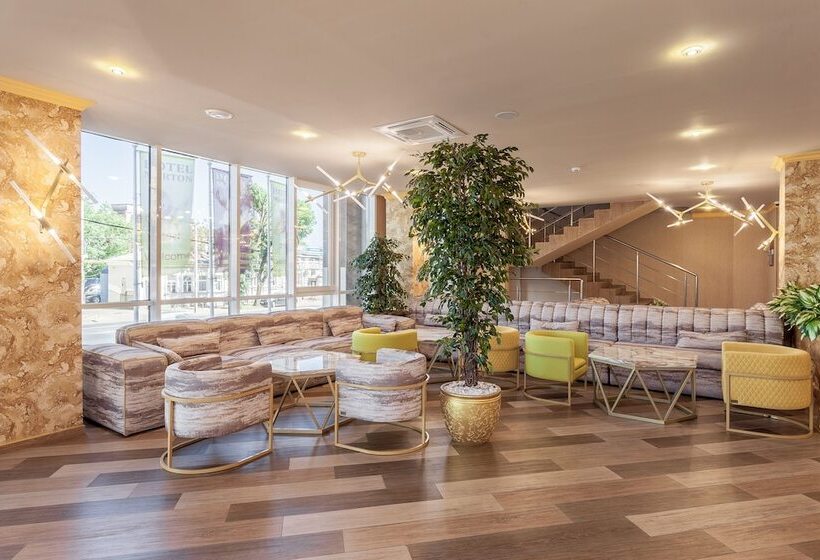 هتل Marton Palace