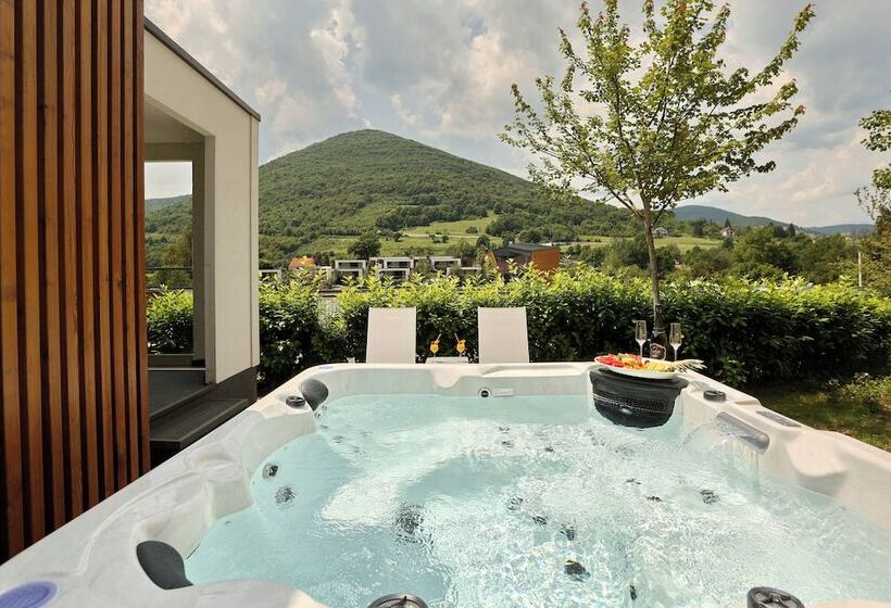 בית מלון כפרי Mobile Homes Camping Plitvice