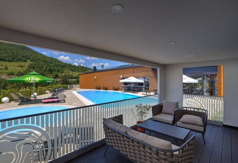 בית מלון כפרי Mobile Homes Camping Plitvice