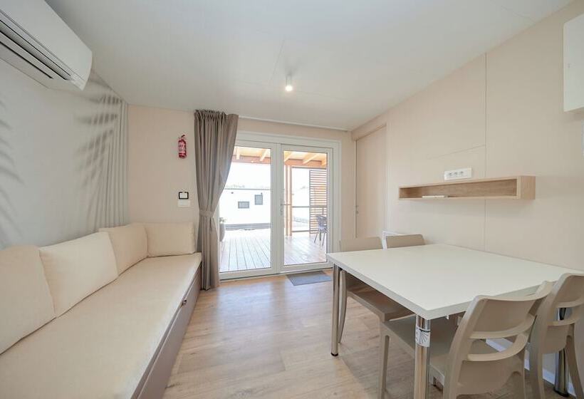 בית מלון כפרי Mobile Homes Camping Plitvice