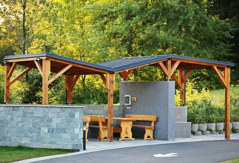 בית מלון כפרי Mobile Homes Camping Plitvice