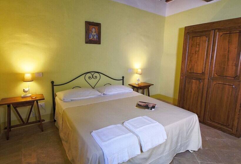 Luxurious Cottage With Pool In Assisi