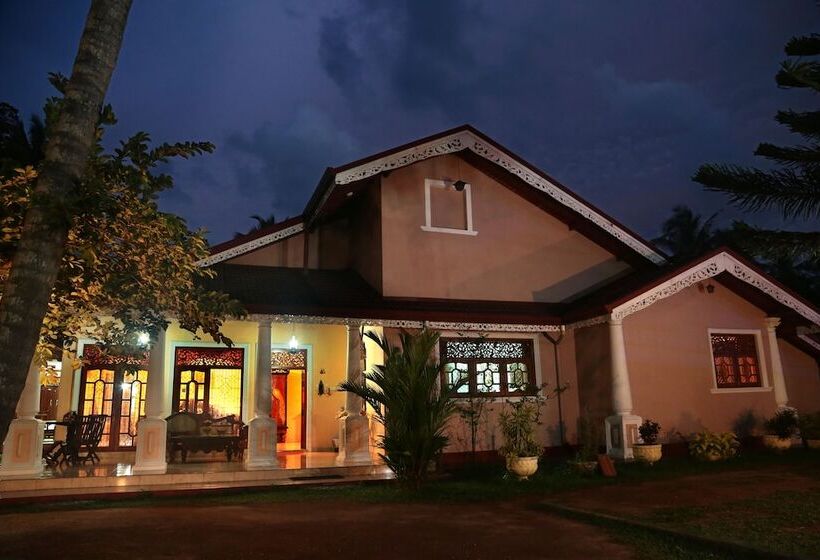 بنسيون Airport Square Villa