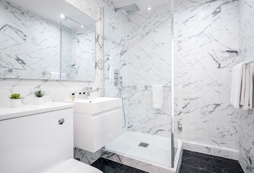 بنسيون Royal Docks Guesthouse By Luxhabitat