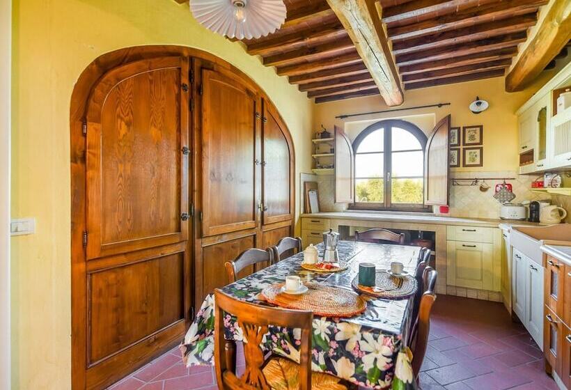 Private Garden And Pool, Near Siena And Crete Senesi