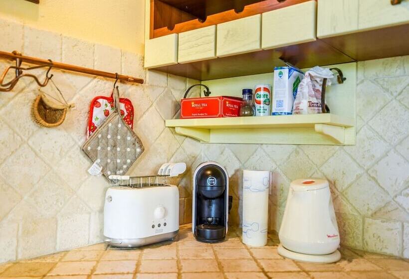 Private Garden And Pool, Near Siena And Crete Senesi