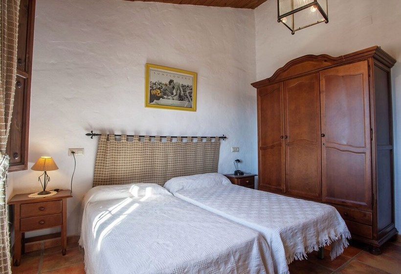 Roofed Cottage In Andalusia With Fantastic Pool And Garden