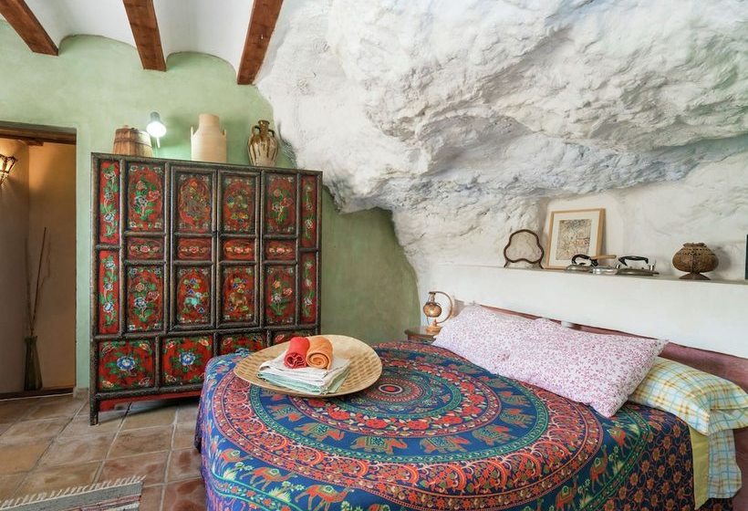 Rustic Cave House Situated In The Albacete Region
