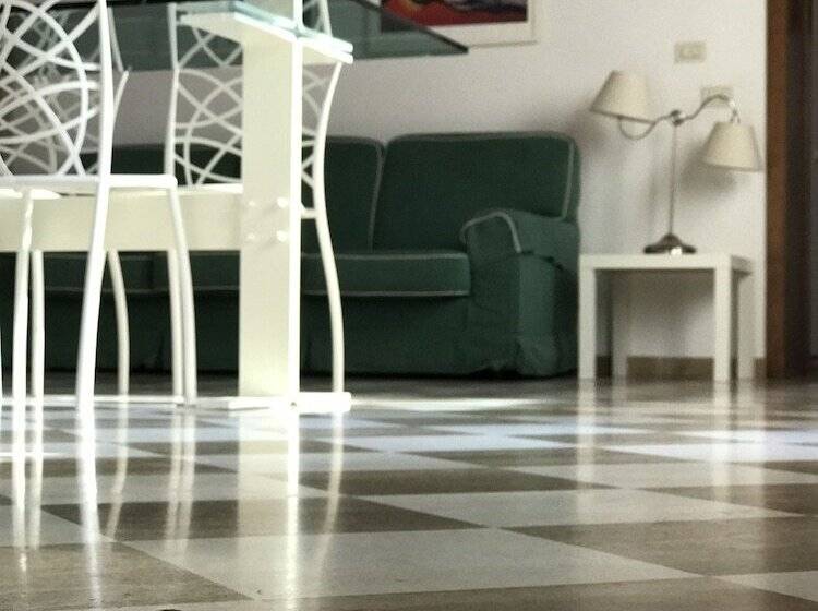 تختخواب و صبحانه 100 Torri