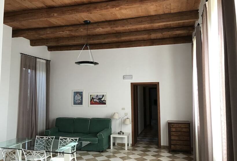 تختخواب و صبحانه 100 Torri