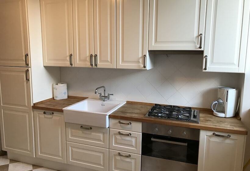 تختخواب و صبحانه 100 Torri