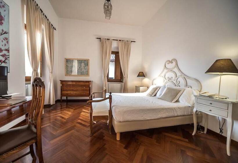 تختخواب و صبحانه 100 Torri