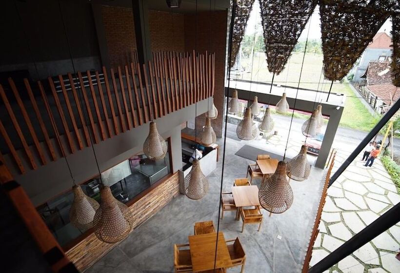 Bed and Breakfast Ila Kitchen & Villa