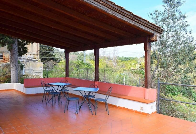 Cottage In Santa Flavia With Swimming Pool, Terrace,barbecue
