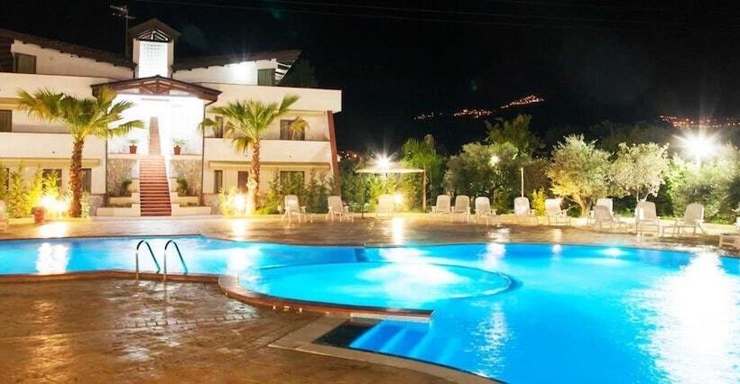 فندق فئة نجمة واحدة Villaggio Club Dominicus