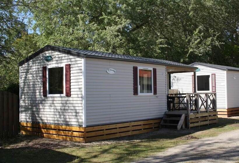 فندق Camping Le Chenal