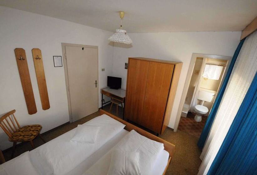 Отель Ciasa Soreghina