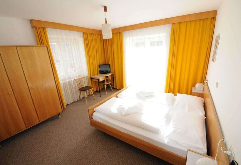 Отель Ciasa Soreghina