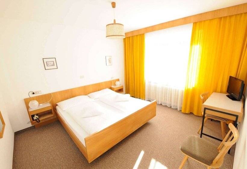 Отель Ciasa Soreghina