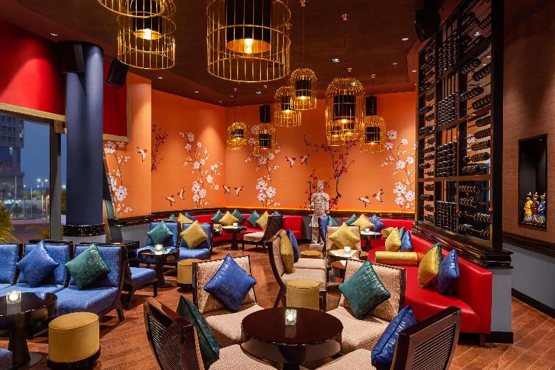 هتل Hampton By Hilton Marjan Island