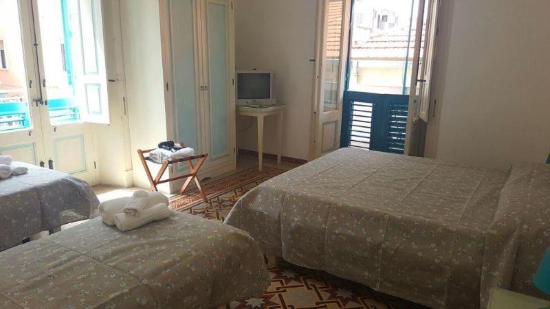 בית מלון כפרי Le Sirene Scilla