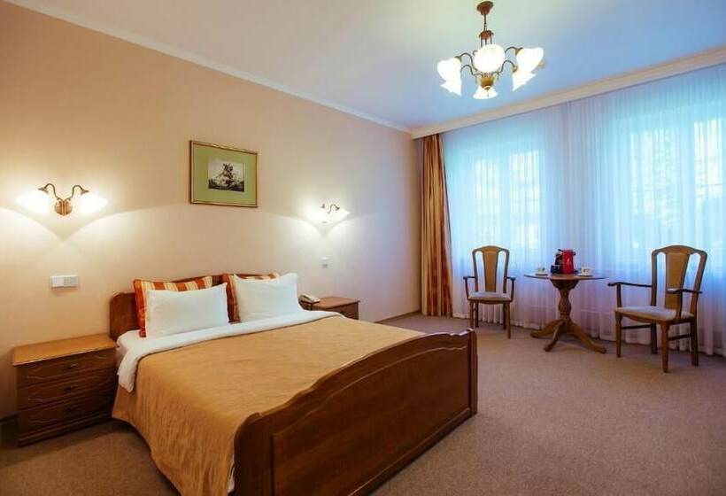 Отель Park Lesnoe