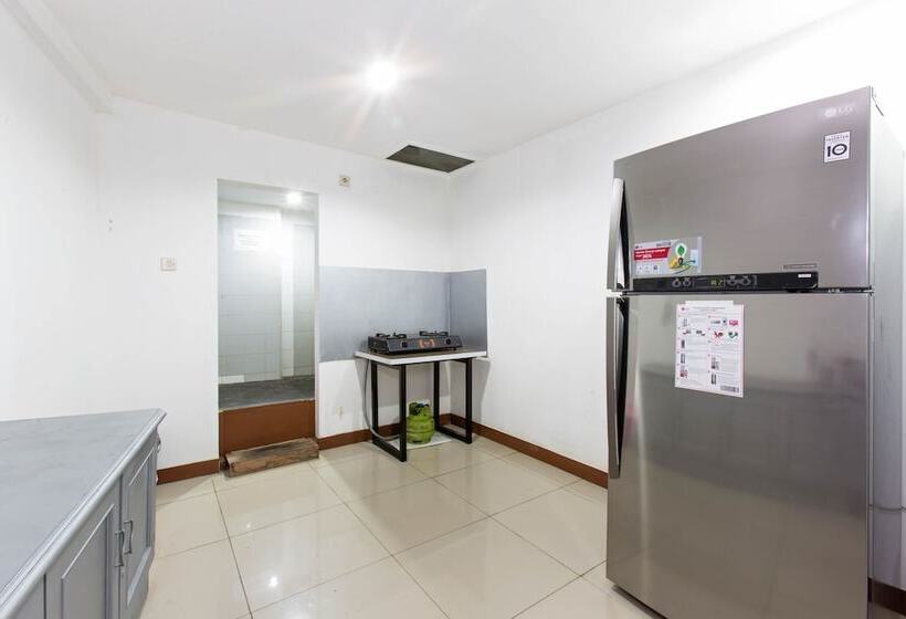 Hotel Reddoorz @ Cideng