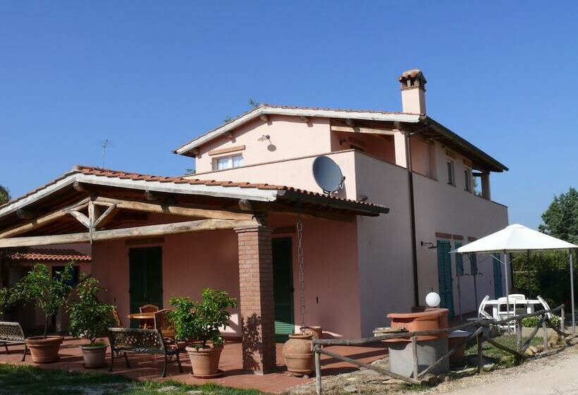 בית מלון כפרי Agriturismo La Quercia