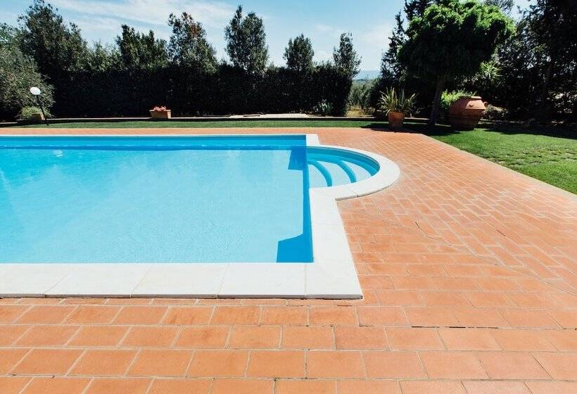 בית מלון כפרי Agriturismo La Quercia