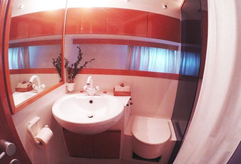 בית מלון כפרי Yacht Suite Capri